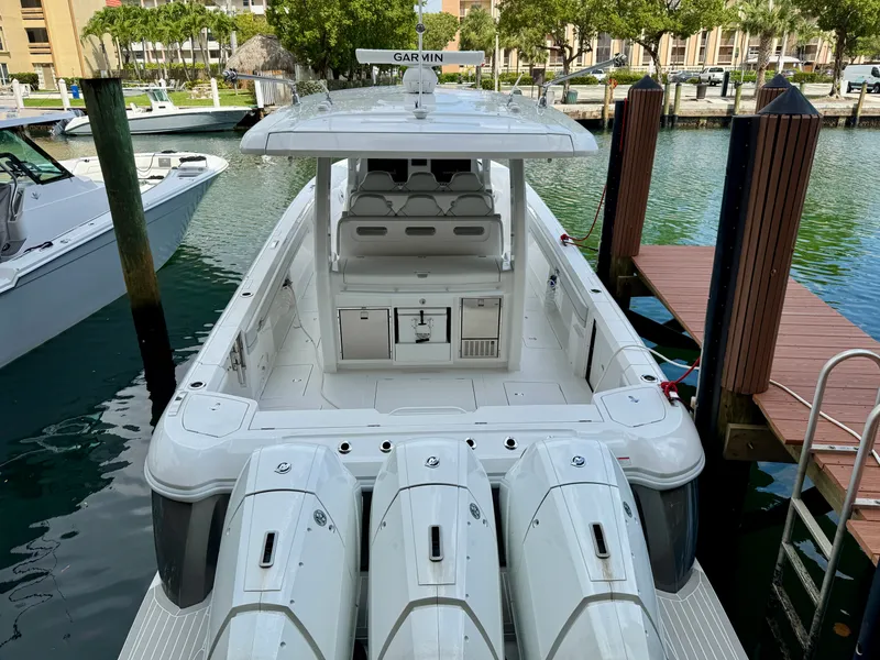 Slide: The Image of Intrepid 427 NOMAD SE 2024 - 7