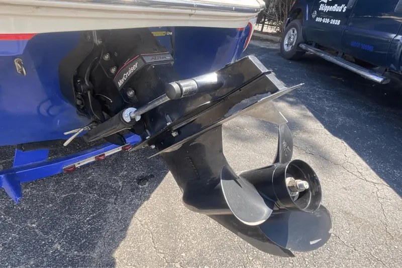 Slide: The Image of Tahoe 24 SS 2013 - 9