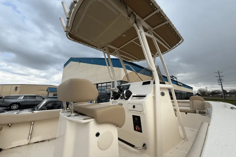 Slide: The Image of Scout 195 Sportfish 2025 - 5