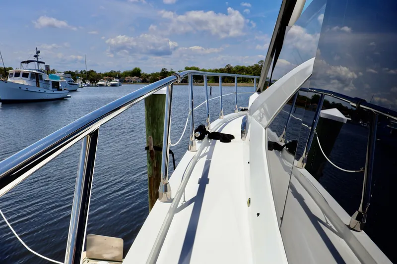 Slide: The Image of Galeon 500 FLY 2022 - 12