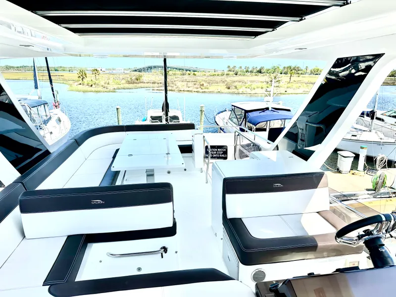 Slide: The Image of Galeon 500 FLY 2022 - 23
