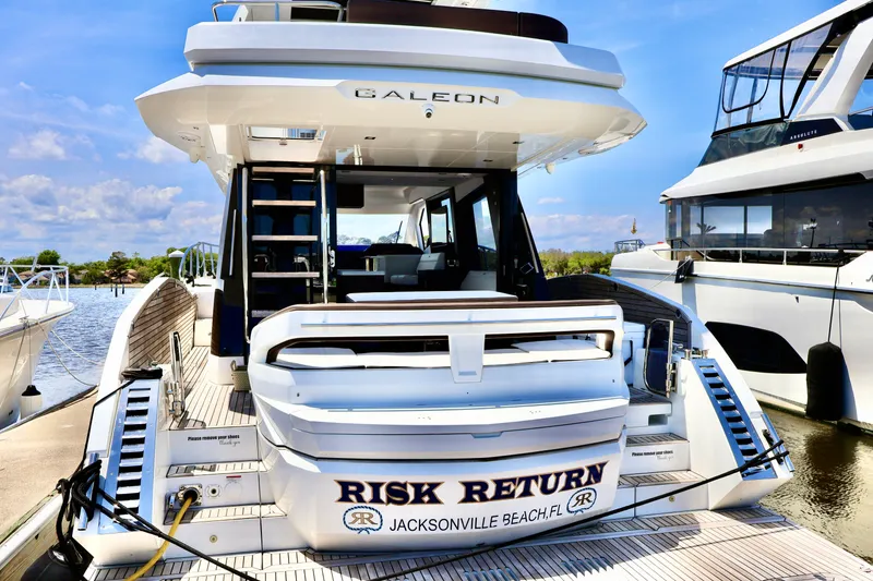 Slide: The Image of Galeon 500 FLY 2022 - 3