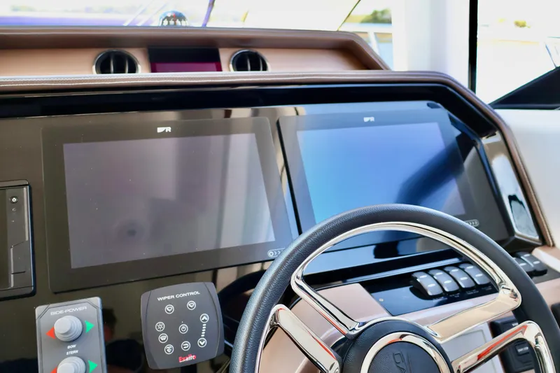 Slide: The Image of Galeon 500 FLY 2022 - 49