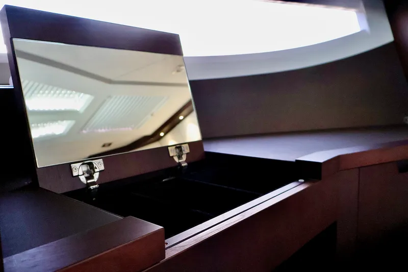 Slide: The Image of Galeon 500 FLY 2022 - 59
