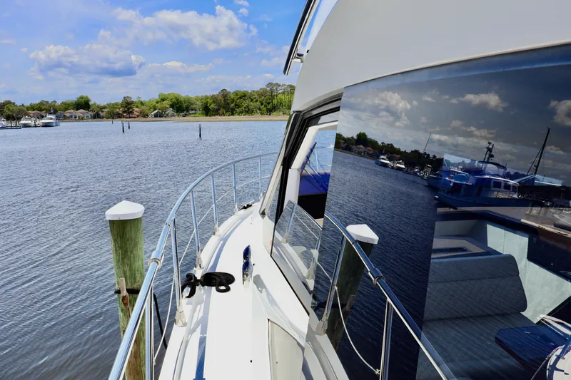Slide: The Image of Galeon 500 FLY 2022 - 7