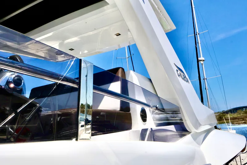 Slide: The Image of Galeon 500 FLY 2022 - 8