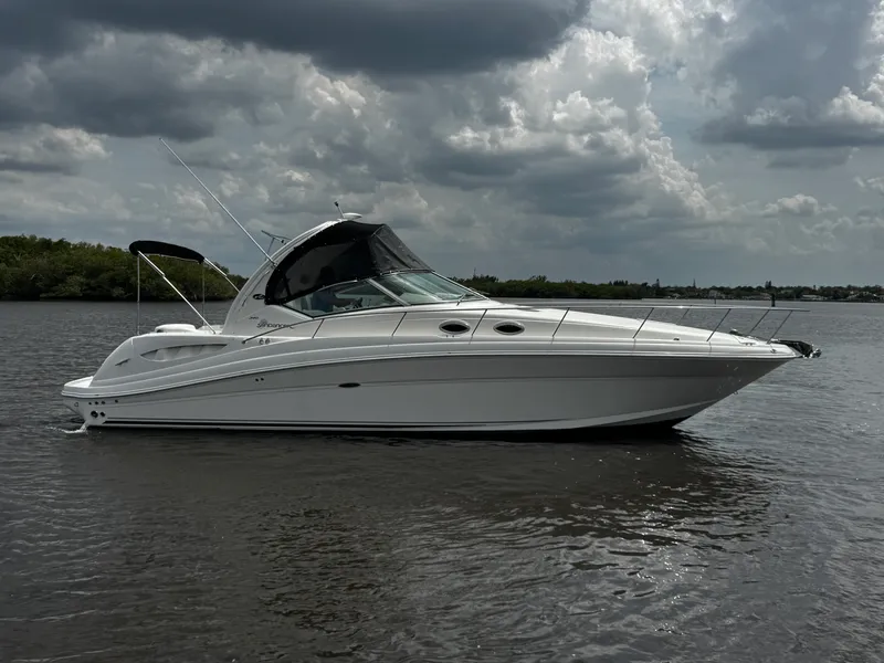 Slide: The Image of Sea Ray 340 Sundancer 2006 - 10
