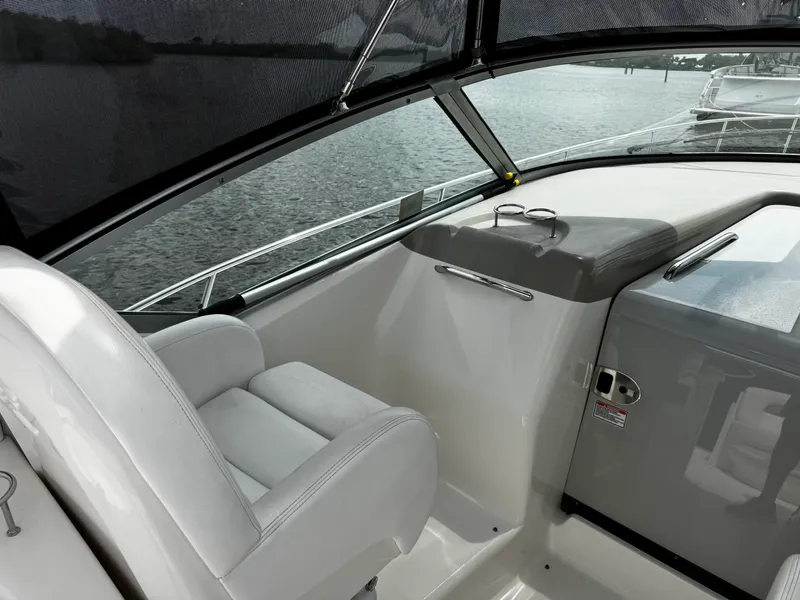 Slide: The Image of Sea Ray 340 Sundancer 2006 - 26