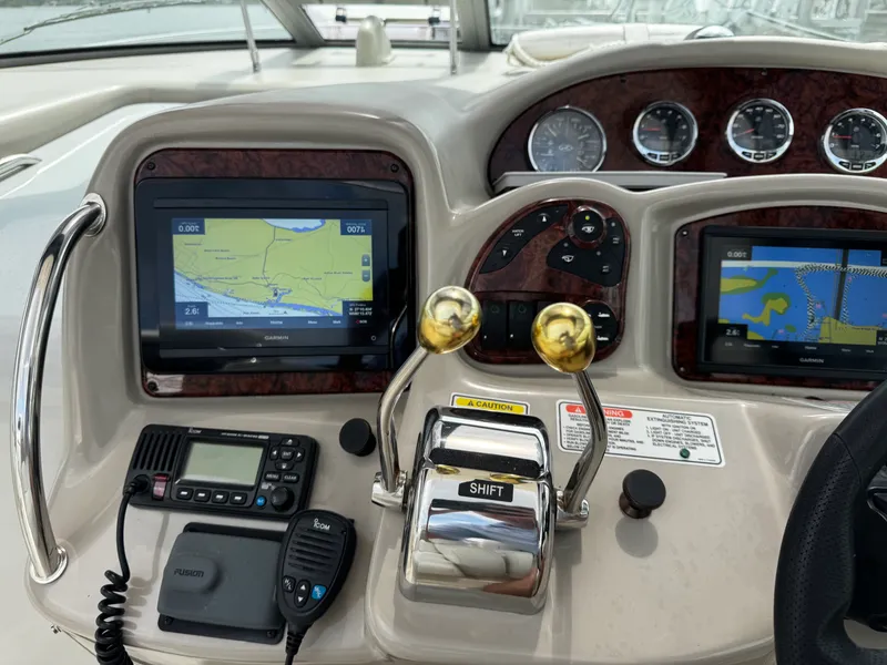 Slide: The Image of Sea Ray 340 Sundancer 2006 - 34