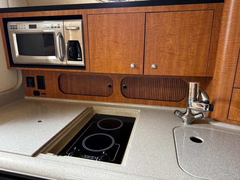 Slide: The Image of Sea Ray 340 Sundancer 2006 - 47