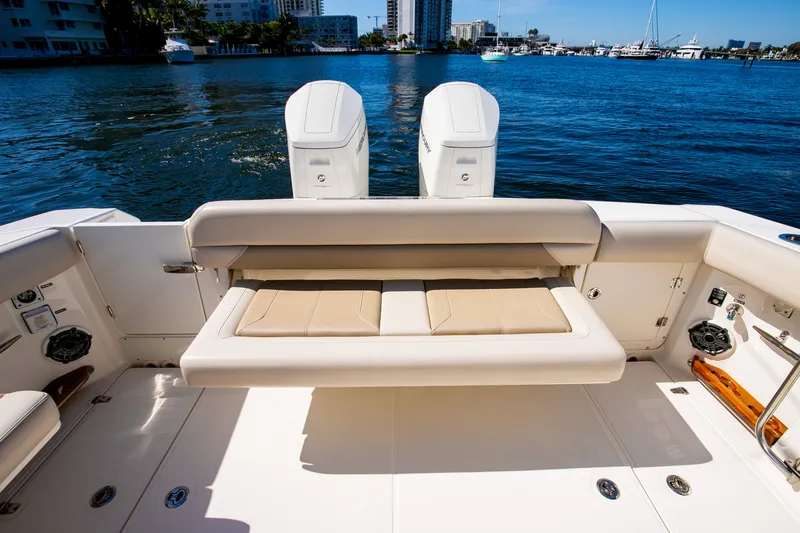 Slide: The Image of Boston Whaler 380 OUTRAGE 2024 - 29