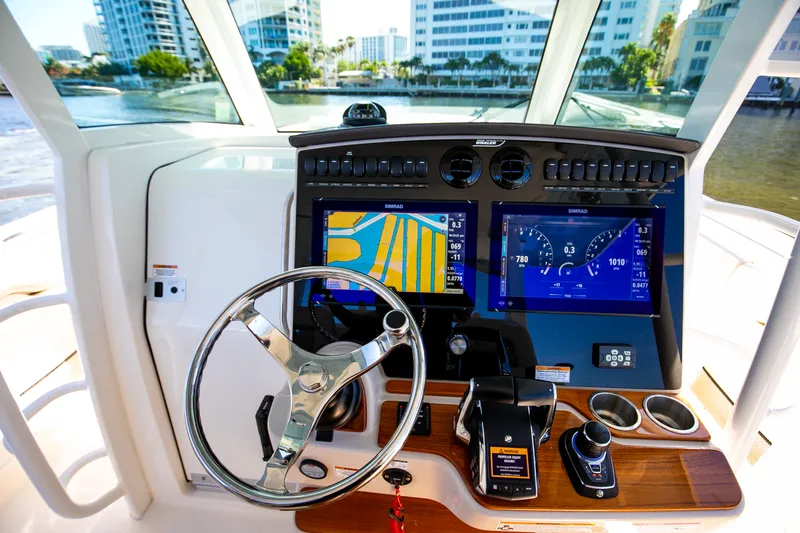 Slide: The Image of Boston Whaler 380 OUTRAGE 2024 - 56