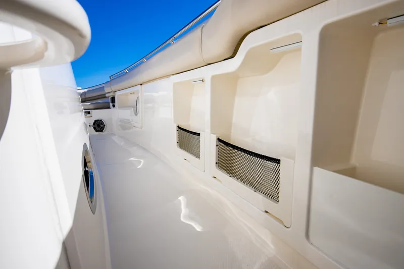 Slide: The Image of Boston Whaler 380 OUTRAGE 2024 - 64