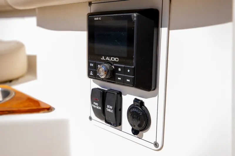 Slide: The Image of Boston Whaler 380 OUTRAGE 2024 - 67