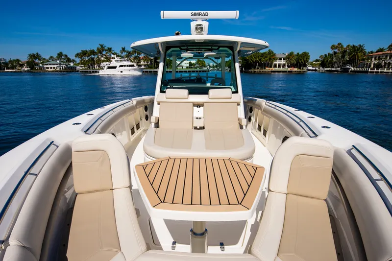 Slide: The Image of Boston Whaler 380 OUTRAGE 2024 - 69