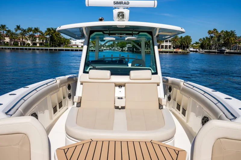 Slide: The Image of Boston Whaler 380 OUTRAGE 2024 - 70
