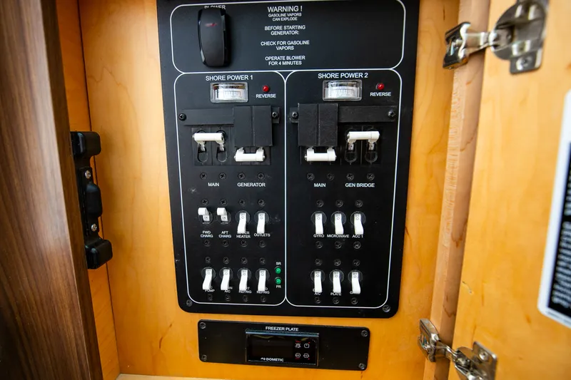Slide: The Image of Boston Whaler 380 OUTRAGE 2024 - 83