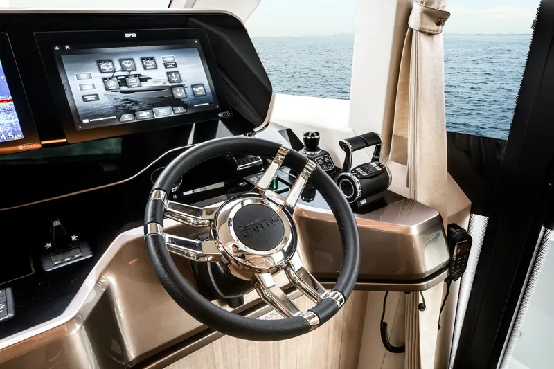 Slide: The Image of Galeon 680 FLY 2026 - 55