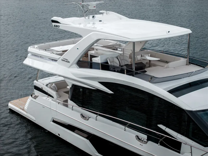 Slide: The Image of Galeon 680 FLY 2026 - 81
