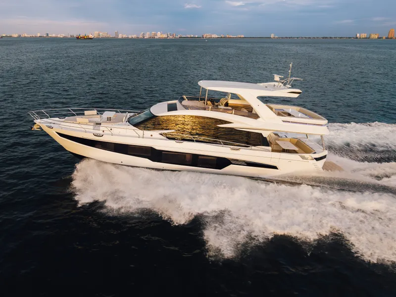Slide: The Image of Galeon 680 FLY 2026 - 7