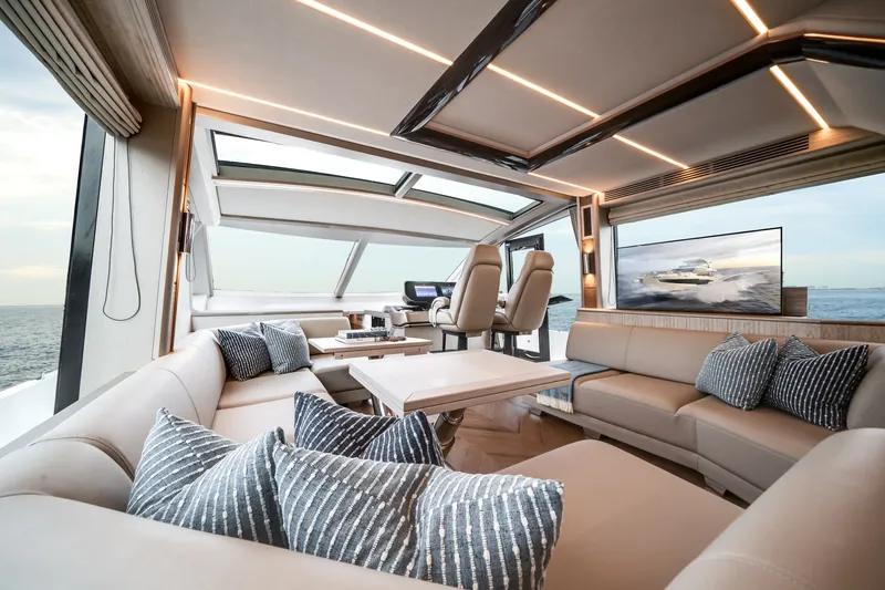 Slide: The Image of Galeon 680 FLY 2026 - 58