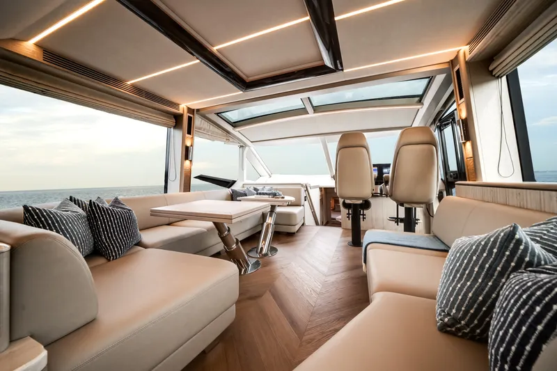 Slide: The Image of Galeon 680 FLY 2026 - 43