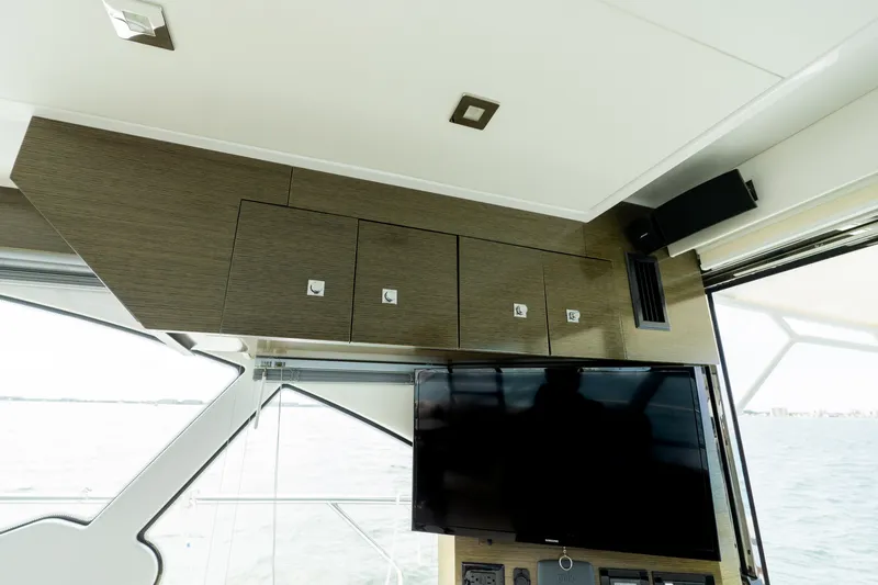 Slide: The Image of Cruisers 50 CANTIUS 2018 - 36