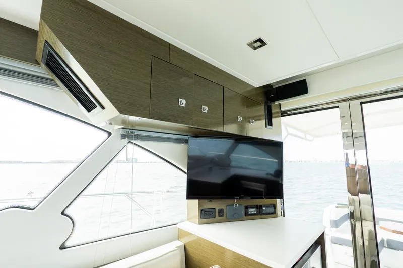 Slide: The Image of Cruisers 50 CANTIUS 2018 - 37