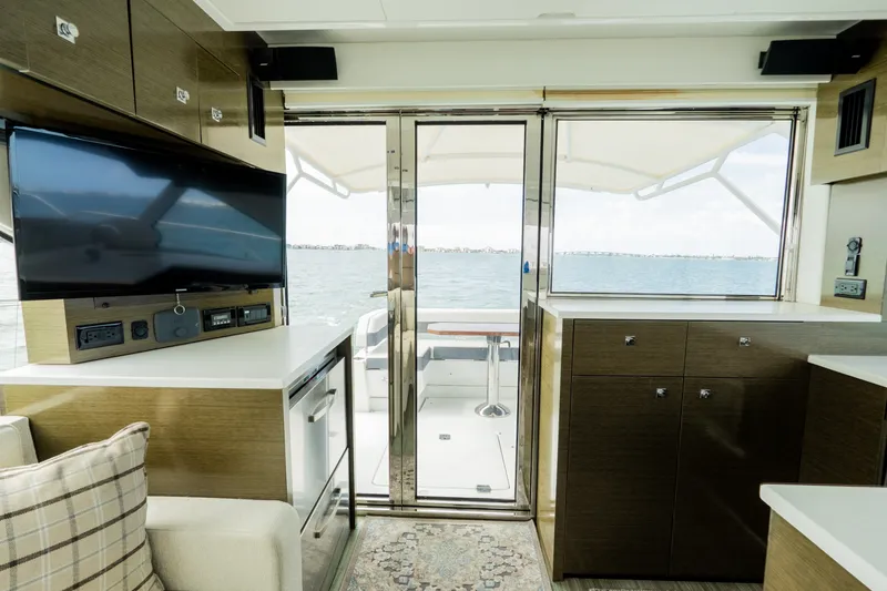 Slide: The Image of Cruisers 50 CANTIUS 2018 - 40