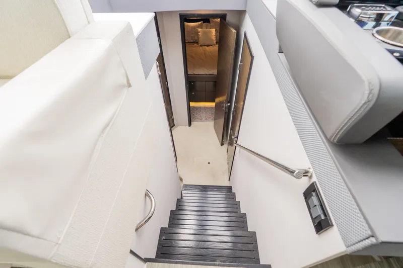 Slide: The Image of Cruisers 50 CANTIUS 2018 - 48