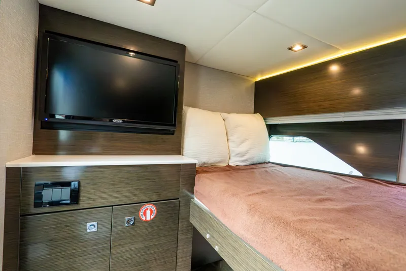 Slide: The Image of Cruisers 50 CANTIUS 2018 - 52
