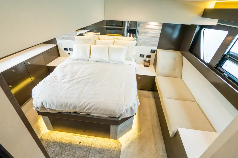 Slide: The Image of Cruisers 50 CANTIUS 2018 - 63