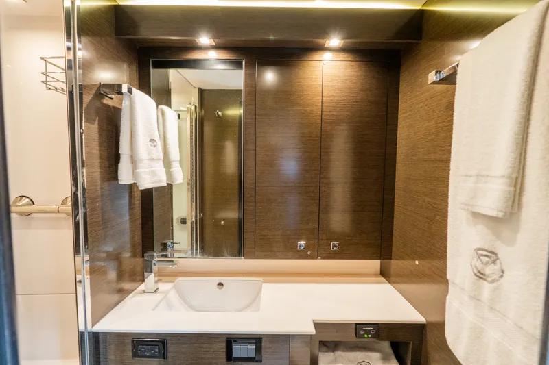 Slide: The Image of Cruisers 50 CANTIUS 2018 - 65