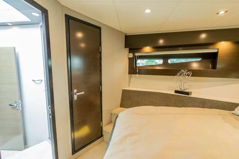 Slide: The Image of Cruisers 50 CANTIUS 2018 - 70