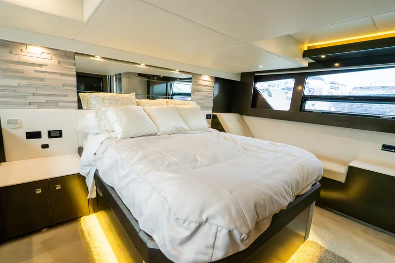 Slide: The Image of Cruisers 50 CANTIUS 2018 - 72