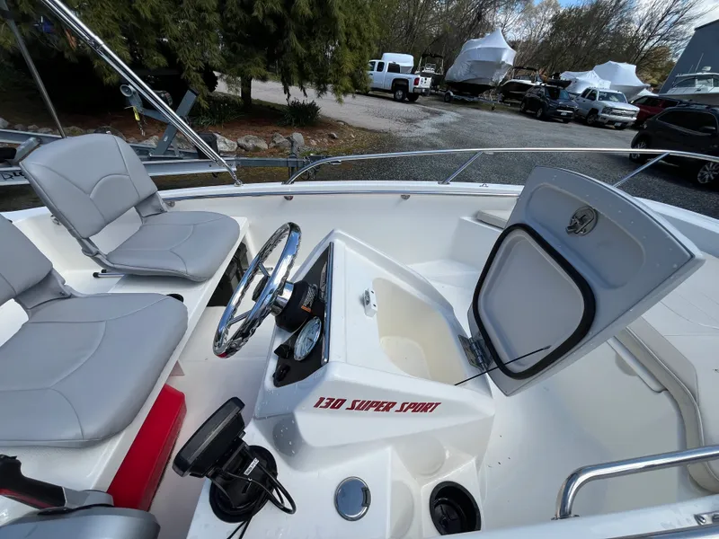 Slide: The Image of Boston Whaler 130 SUPER SPORT 2019 - 4