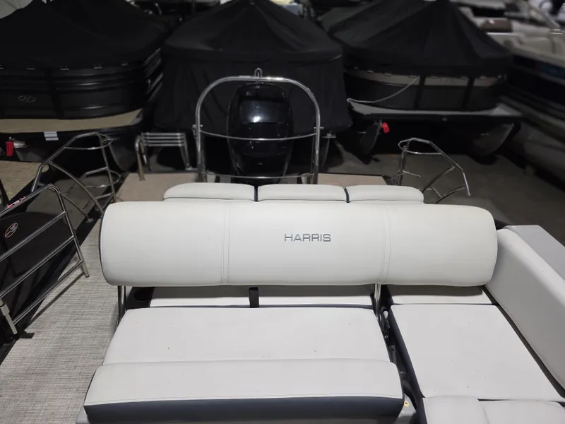 Slide: The Image of Harris 250 GM SL TRITOON 2022 - 16