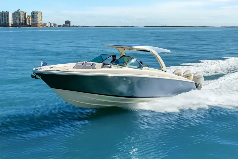 The Image of Chris-Craft Launch 35 GT OB 2021 - 1
