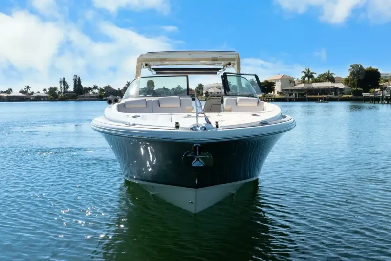 Slide: The Image of Chris-Craft Launch 35 GT OB 2021 - 3