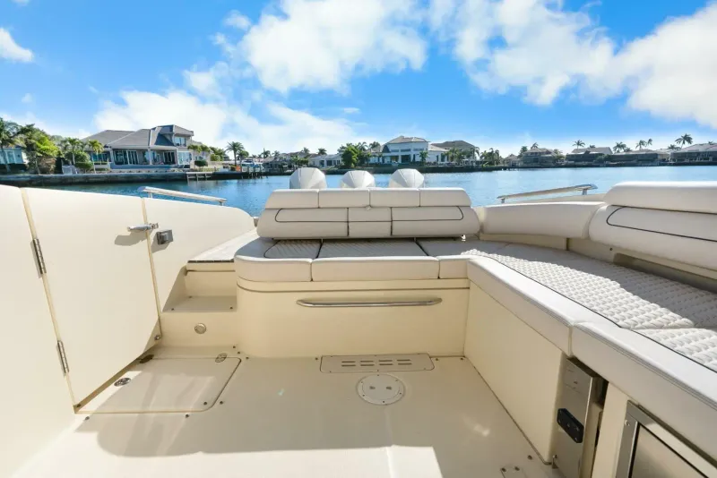 Slide: The Image of Chris-Craft Launch 35 GT OB 2021 - 35