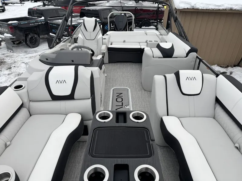 Slide: The Image of Avalon Catalina Cruise Rear Bench 23 FT 2026 - 14