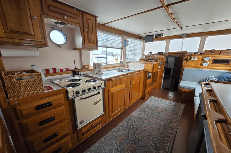 Slide: The Image of Willard Boat Works 36 VEGA 1966 - 10