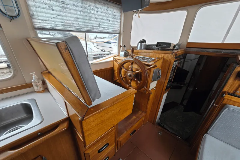 Slide: The Image of Willard Boat Works 36 VEGA 1966 - 12