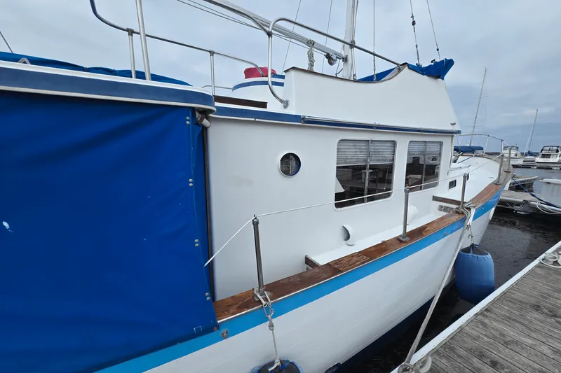 Slide: The Image of Willard Boat Works 36 VEGA 1966 - 2