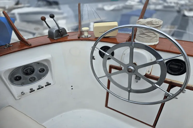 Slide: The Image of Willard Boat Works 36 VEGA 1966 - 25