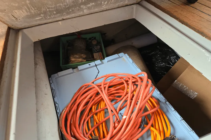 Slide: The Image of Willard Boat Works 36 VEGA 1966 - 27