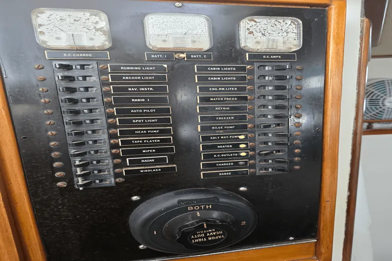 Slide: The Image of Willard Boat Works 36 VEGA 1966 - 32