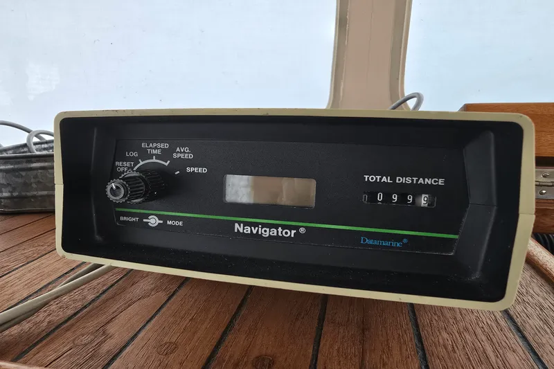 Slide: The Image of Willard Boat Works 36 VEGA 1966 - 38