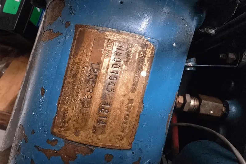 Slide: The Image of Willard Boat Works 36 VEGA 1966 - 44