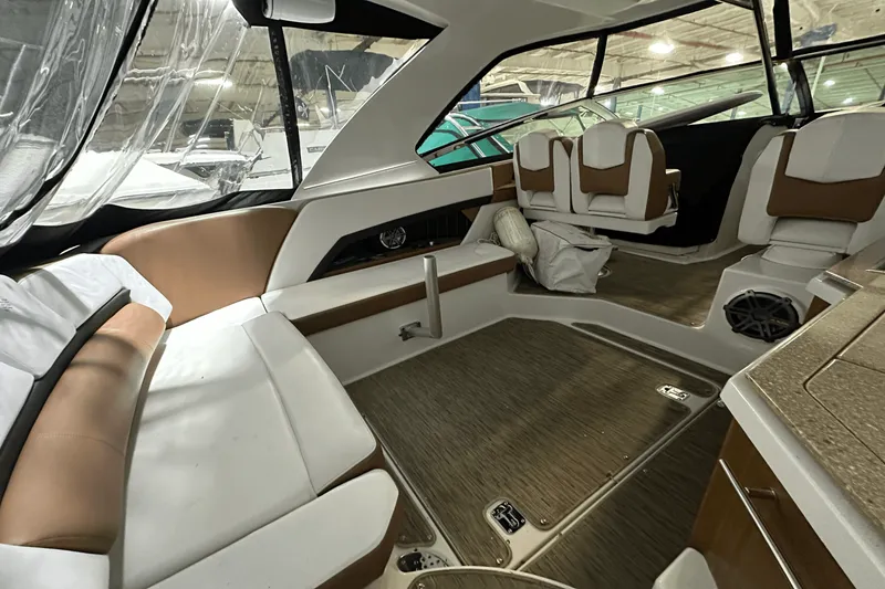 The Image of Four Winns H350 2018 - 0